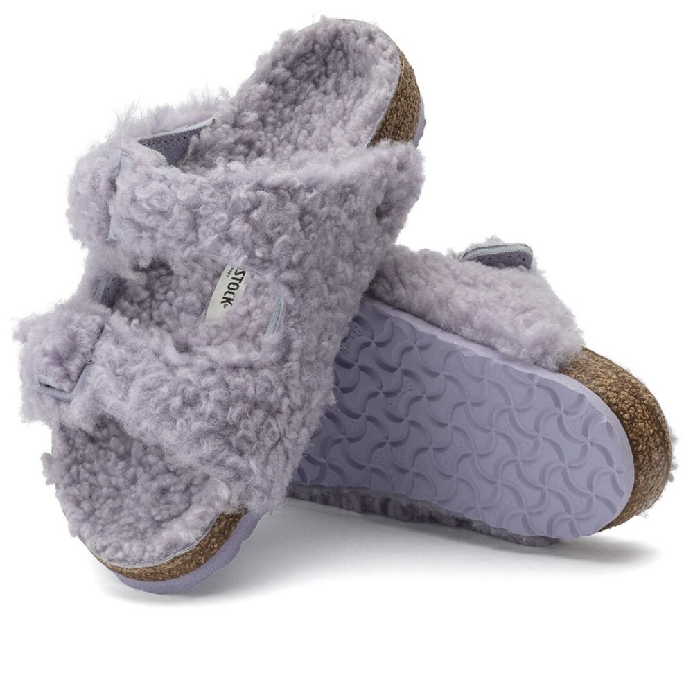 NEW Birkenstock Arizona Shearling Sandals In Purple Fog, Size 7/7.5 (38 EU) - Picture 6 of 15